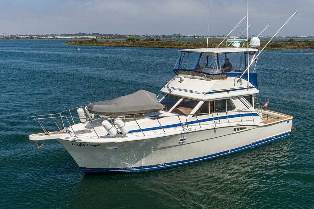 1987 Christ-Craft Commander 422