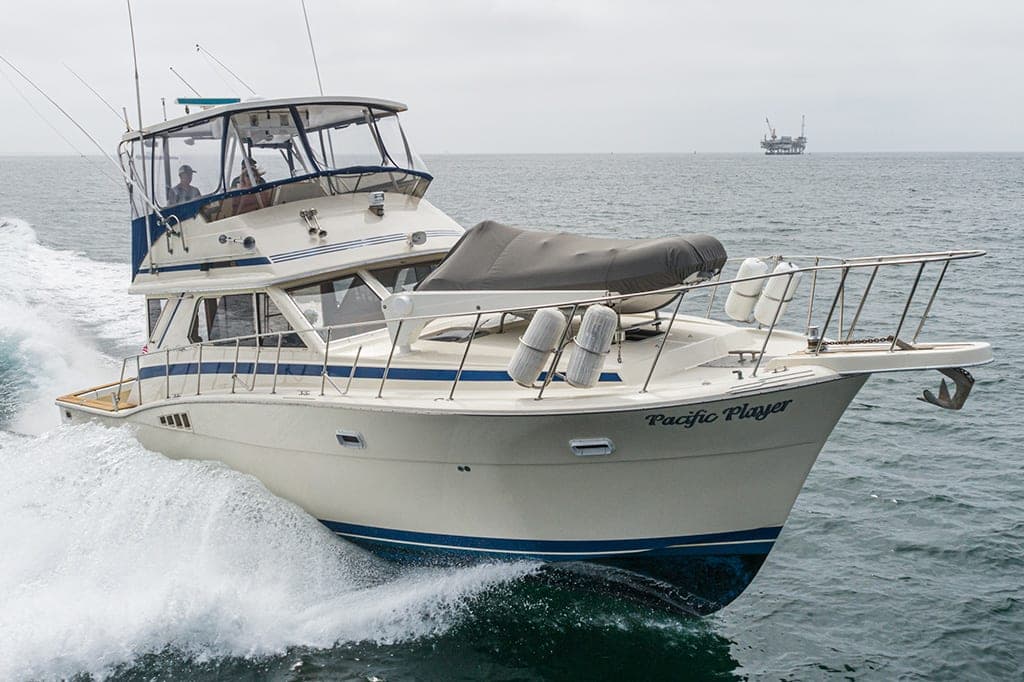 1987 Christ-Craft Commander 422 thumbnail 2