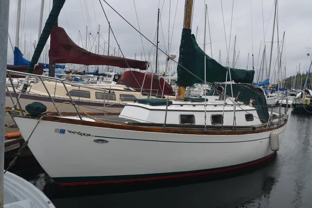 1987 Cheoy Lee Offshore 32