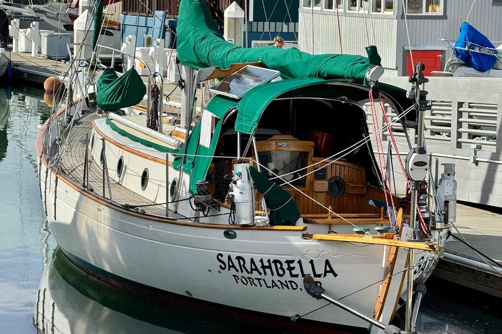 1978 Rafiki 37 Cutter thumbnail 1