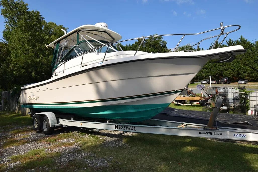 2000 2000 Pursuit 2870 Walkaround