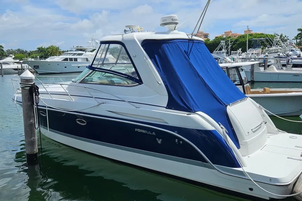 2005 Formula 37PC thumbnail 1