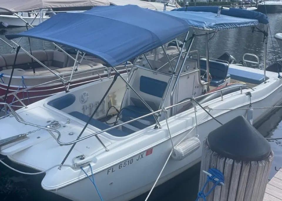 1999 World Cat 246 Power Cat