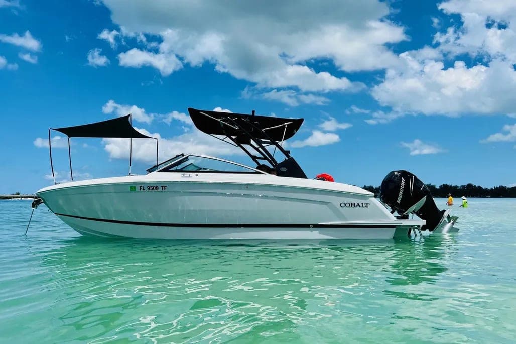 2022 Cobalt 2022 Cobalt R6