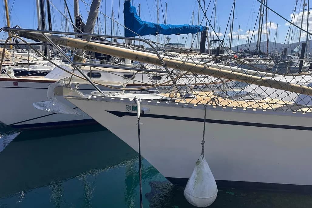 1985 Whiting 40 thumbnail 1