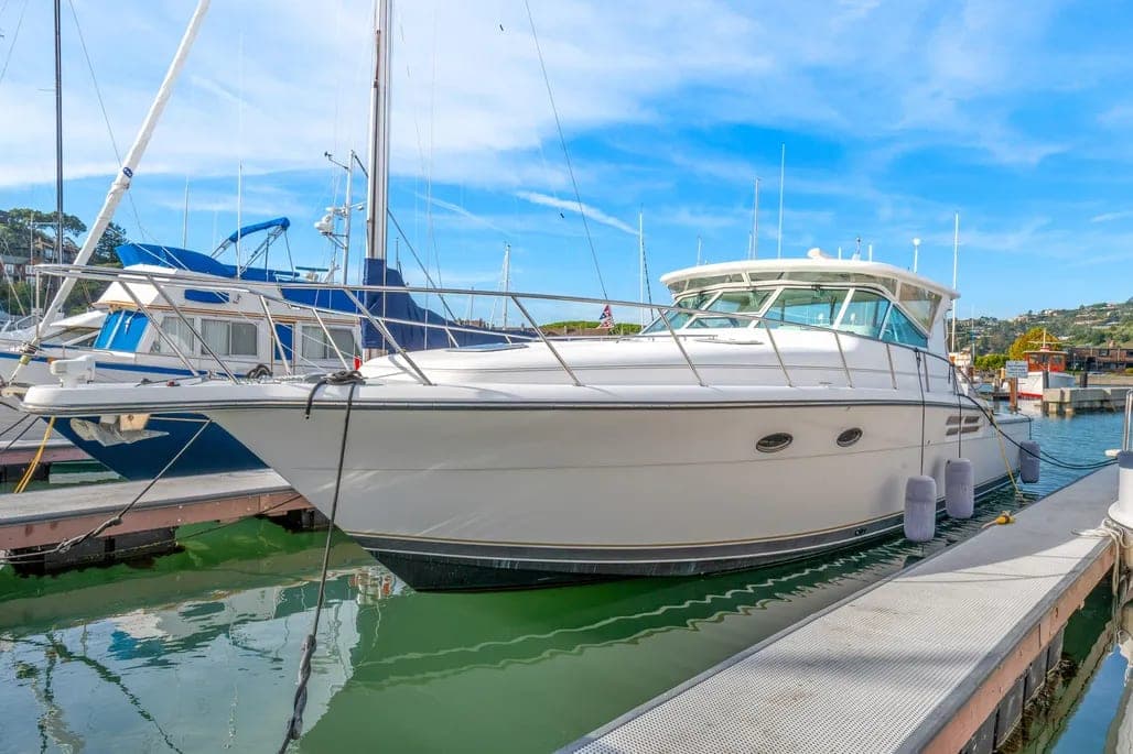 2001 Tiara Yachts 4300 Open