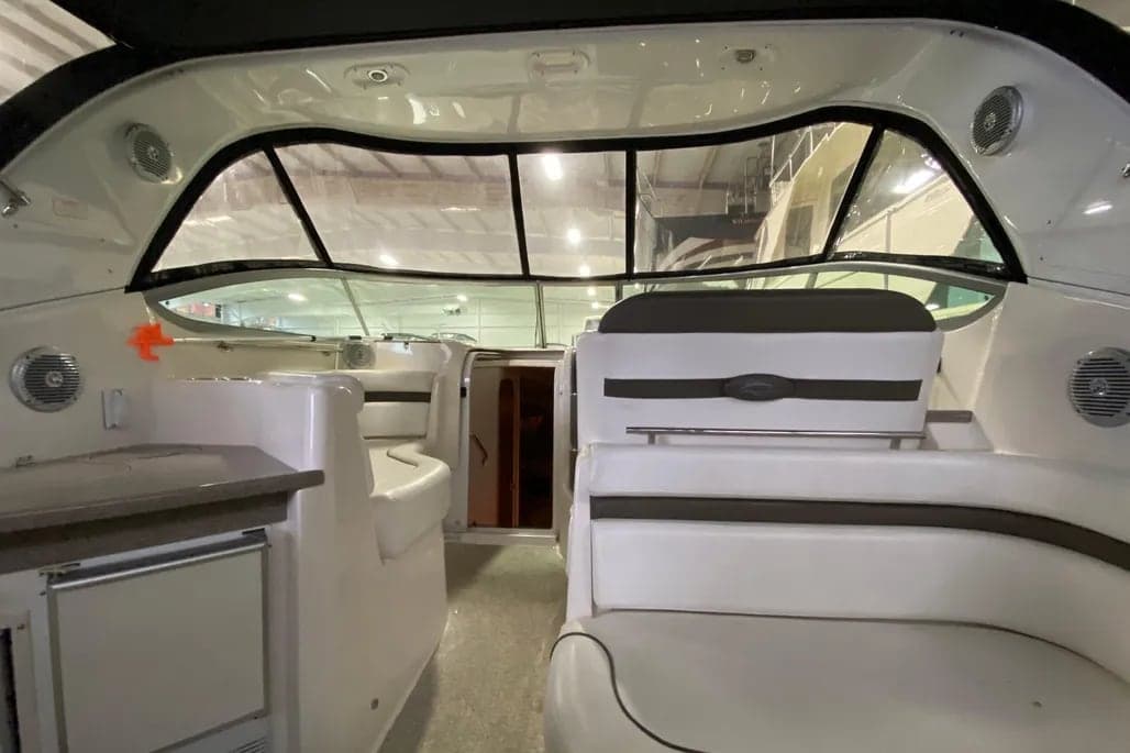 2008 Rinker 330 Express Cruiser thumbnail 2