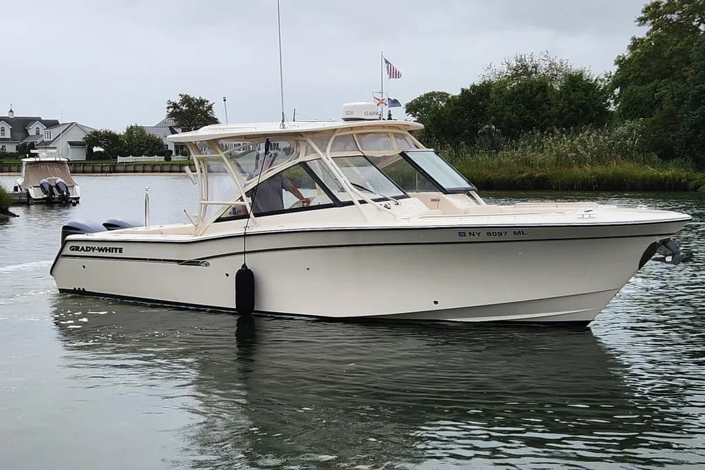 2016 Grady-White Freedom 307