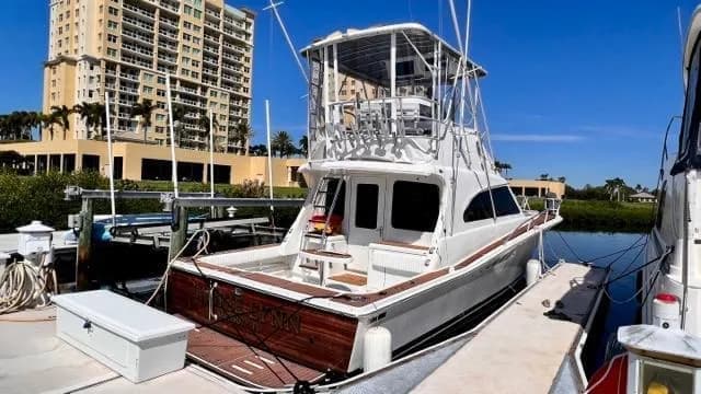 2001 Luhrs Convertible thumbnail 2