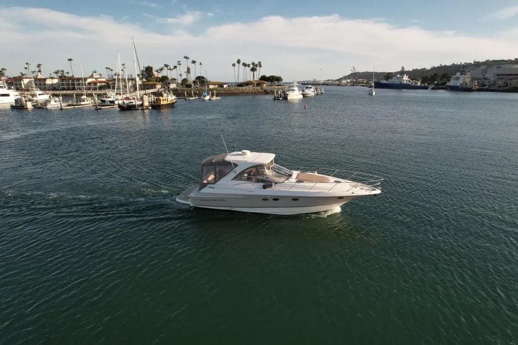 2004 Regal 4260 Regal Commodore HT thumbnail 2