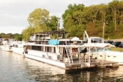 1989 Sumerset 68 x 16 thumbnail 1