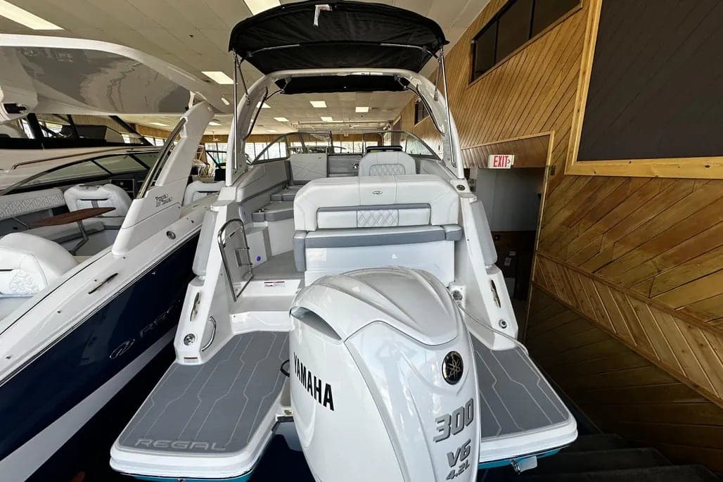 2024 Regal 26 XO thumbnail 2