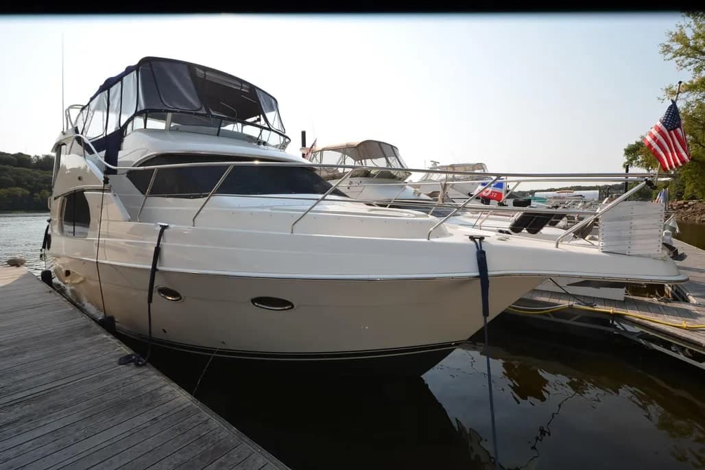 2002 Silverton 43 Motor Yacht