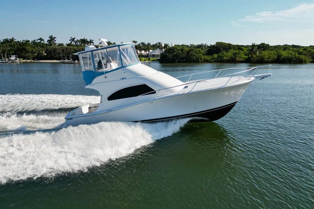 2005 Luhrs 41 Convertible thumbnail 1