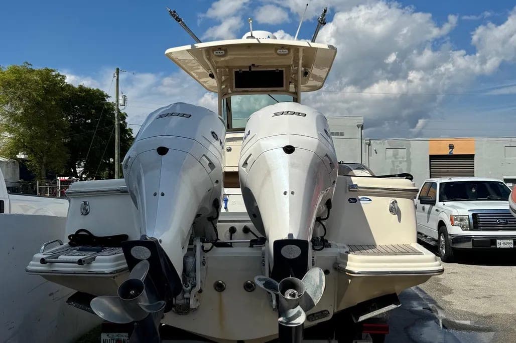 2013 Scout 275 Lxf thumbnail 2