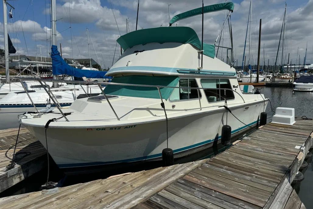 1978 Tollycraft 26 Sedan thumbnail 2