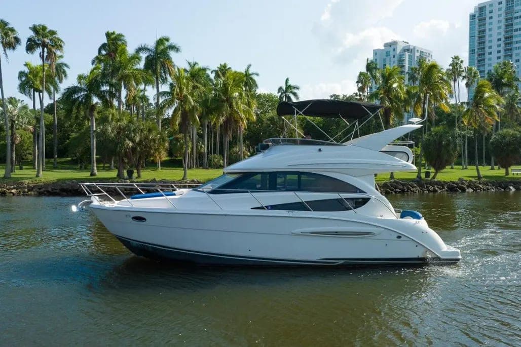 2009 Meridian 341 Sedan thumbnail 1