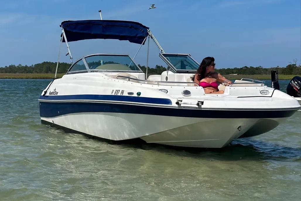 2011 NauticStar 210DC Sport Deck