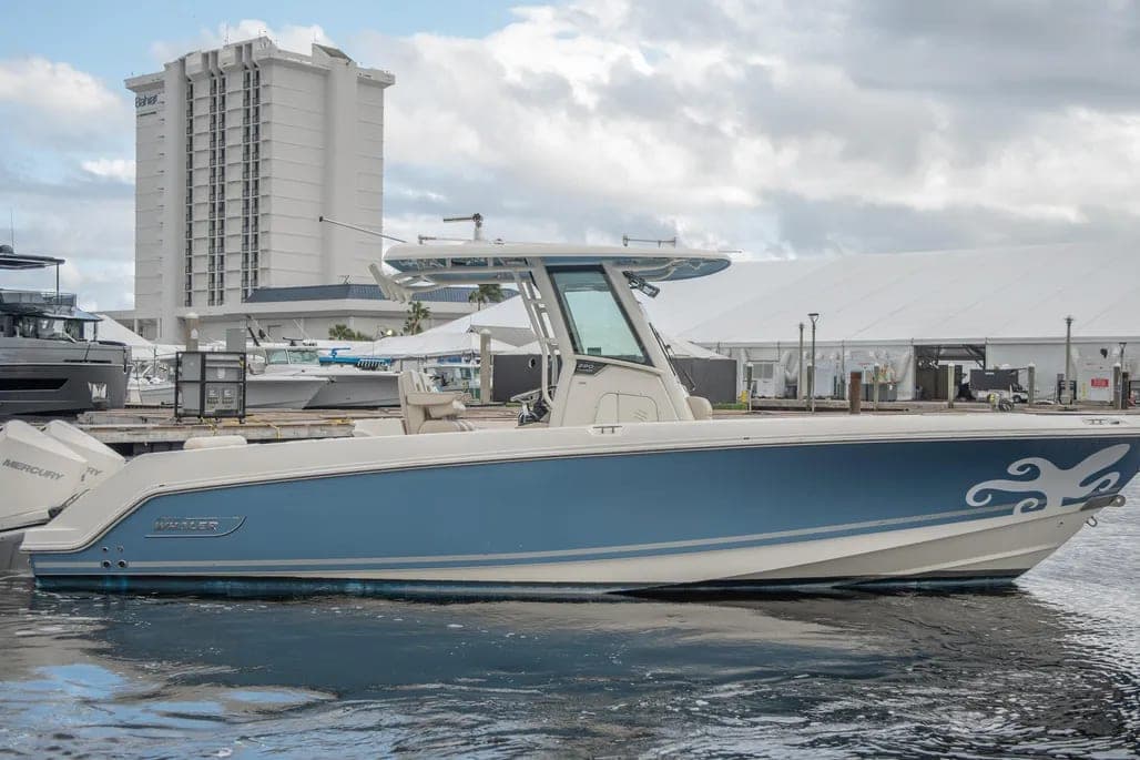 2020 Boston Whaler 280 Outrage