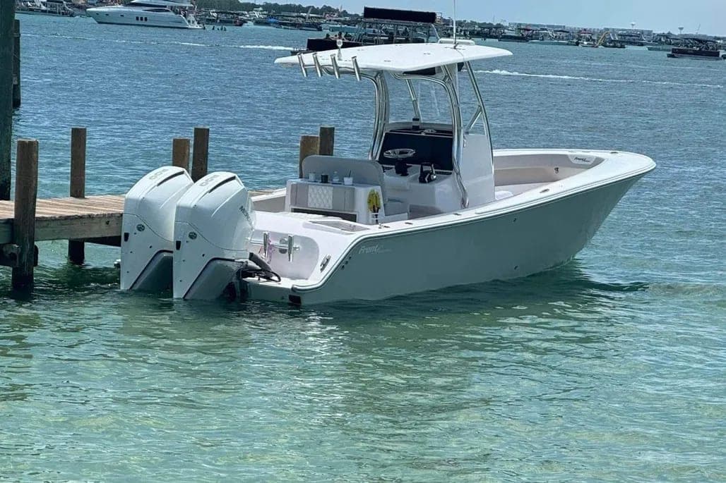 2022 Front Runner 26 Center Console