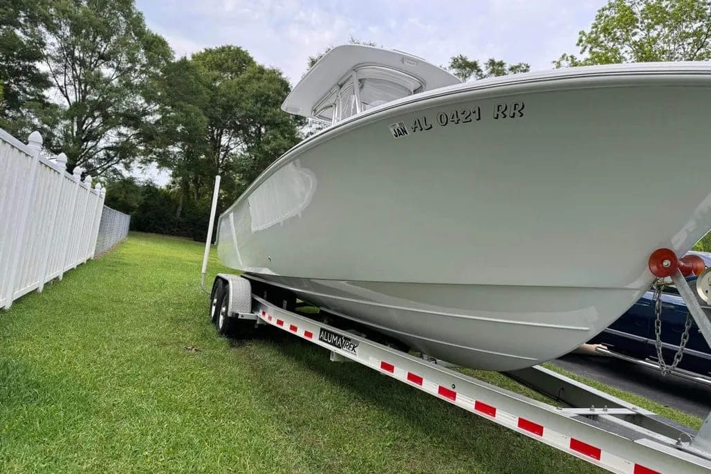 2022 Front Runner 26 Center Console thumbnail 1