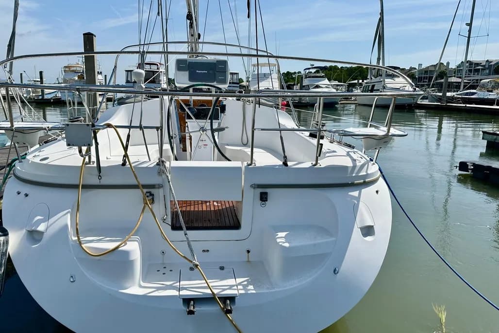 2008 Catalina 350 thumbnail 2