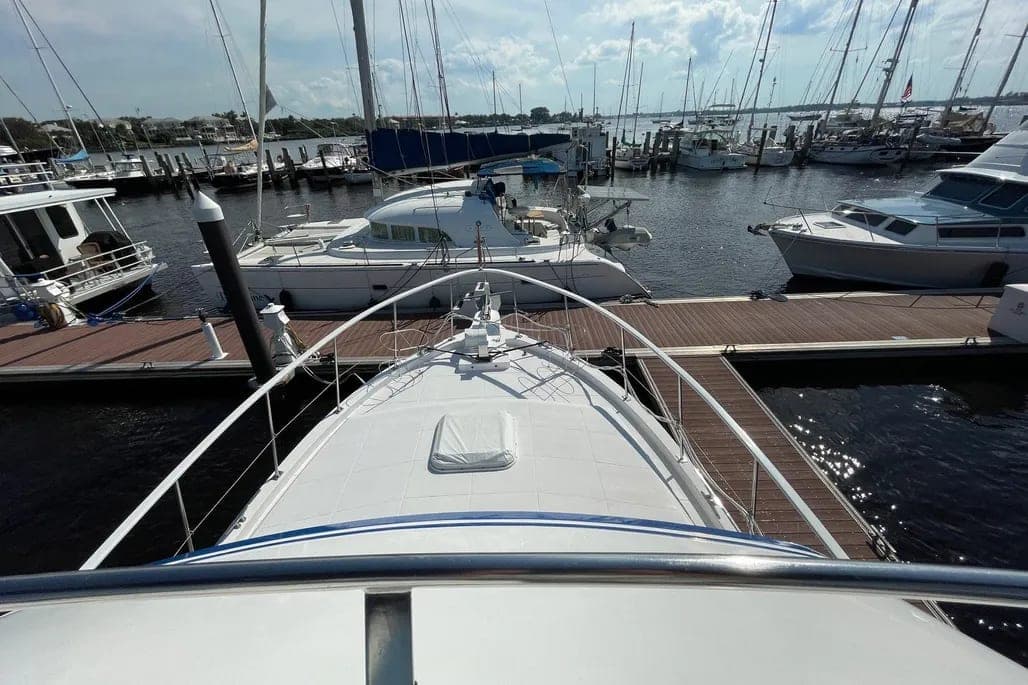 1987 Marine Trader 40 LaBelle Sun Deck thumbnail 2