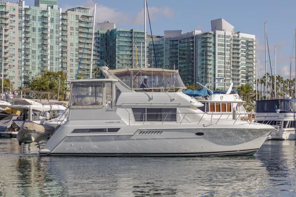 1997 Carver 405 Aft Cabin Motoryacht