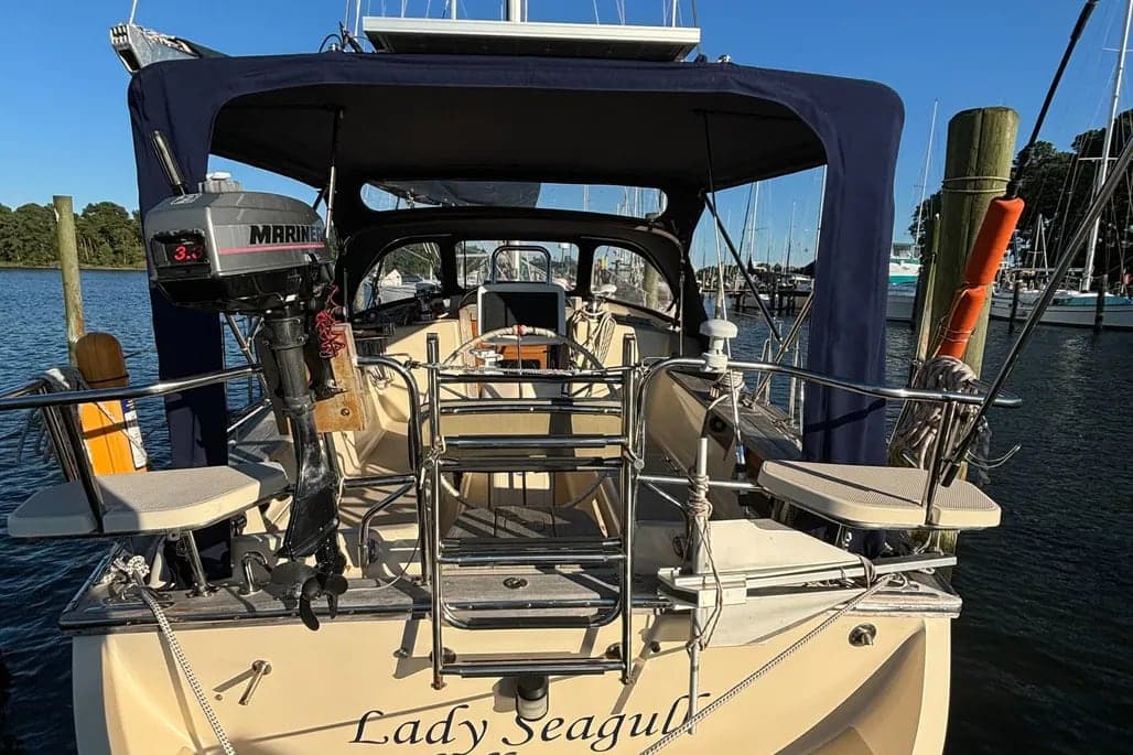 2000 Island Packet Island Packet 380 thumbnail 1