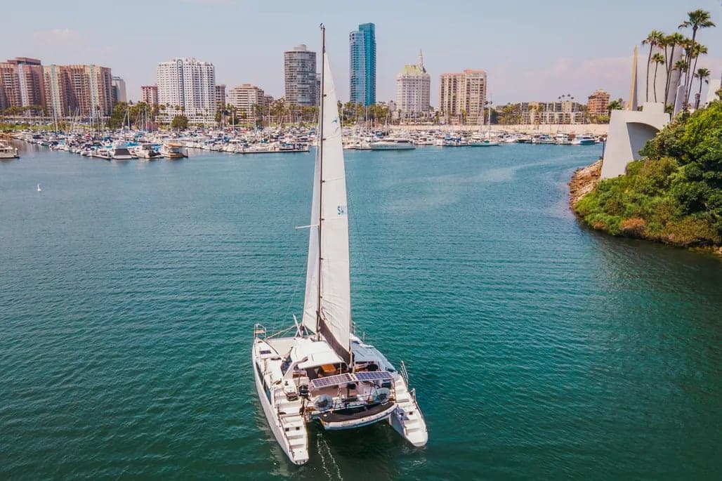 2013 Seawind Seawind Catamaran thumbnail 1