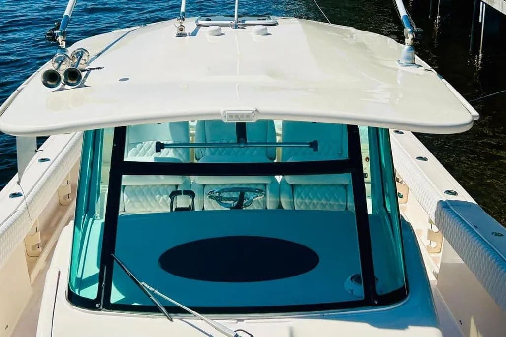 2012 Grady-White Canyon 366 thumbnail 2