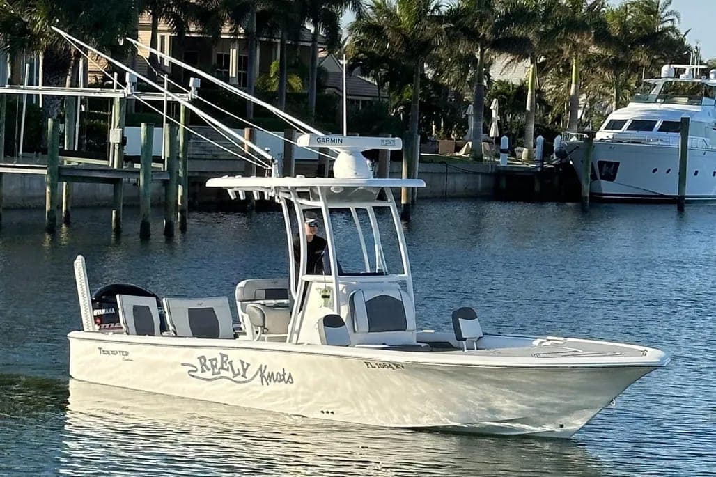 2019 Tidewater 2500 Carolina Bay