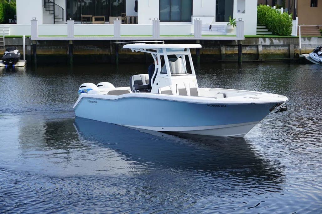 2017 Tidewater 252 LXF thumbnail 2