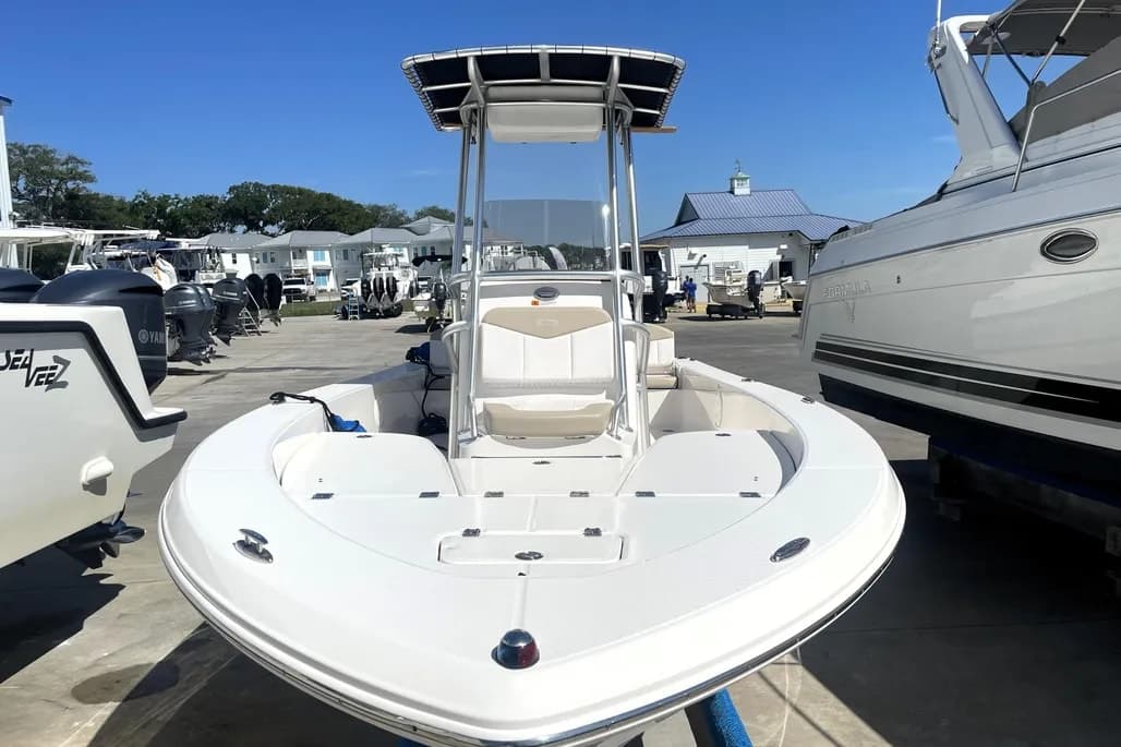 2018 Robalo 206 Cayman thumbnail 2