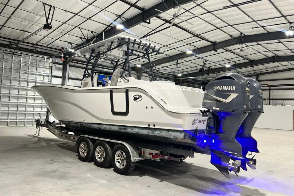 2020 Sea Fox 328 Commander thumbnail 2