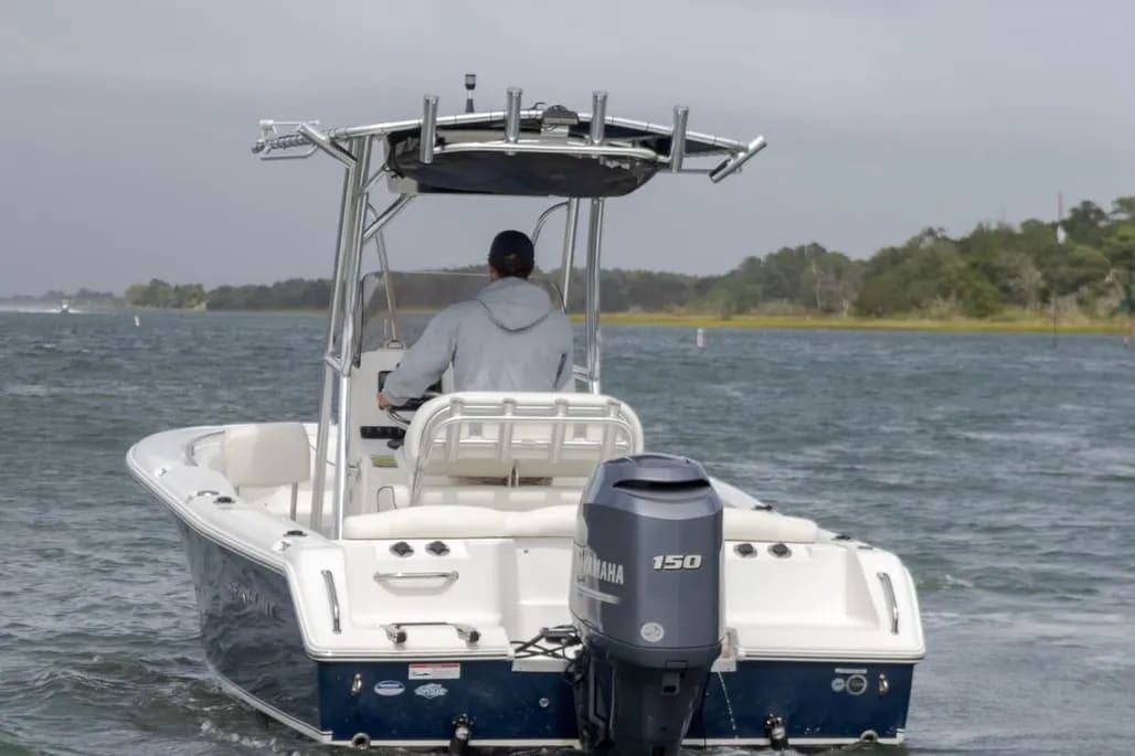 2015 Sea Hunt Ultra 211 thumbnail 2