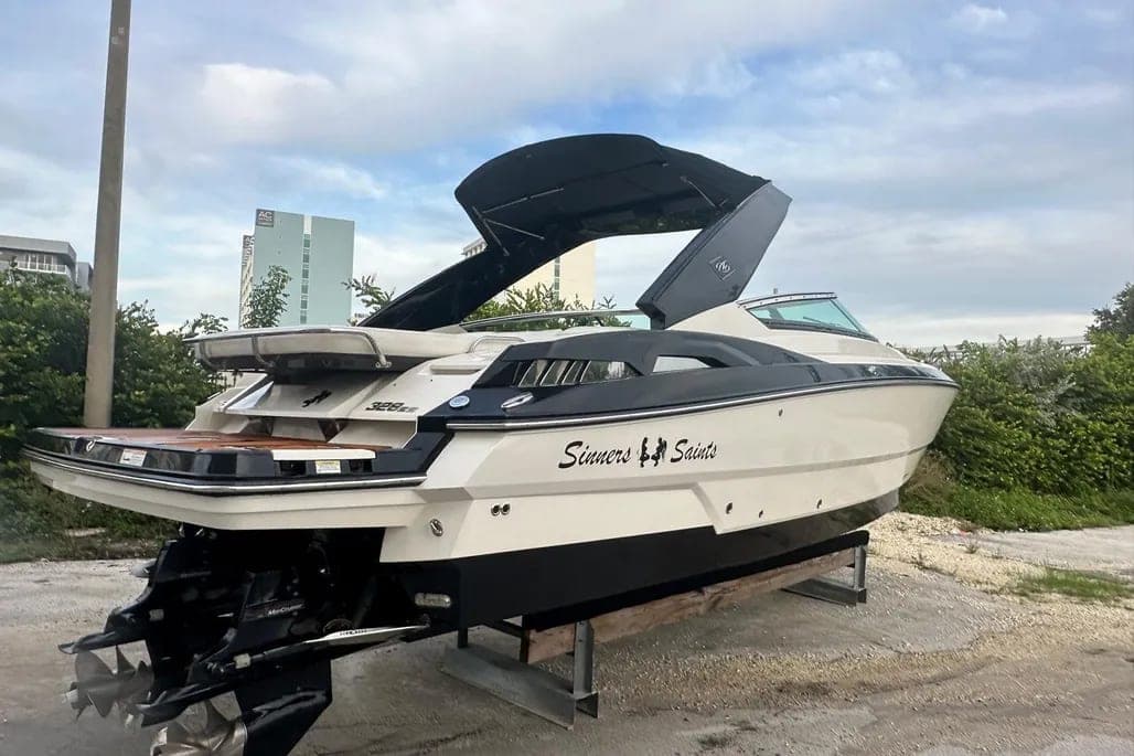 2014 Monterey 328 Super Sport thumbnail 1