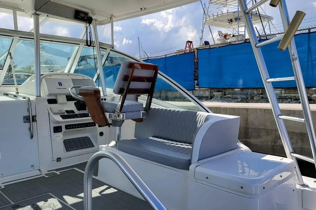 2003 Luhrs 36 Open thumbnail 2