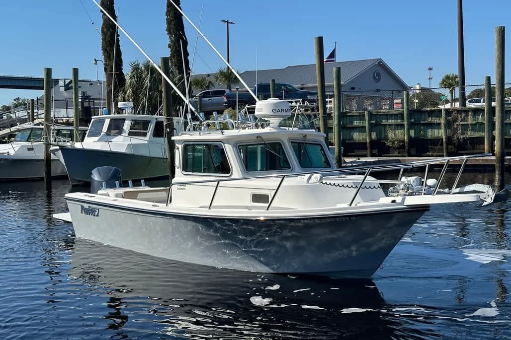 2018 Parker 2320 Sport Cabin