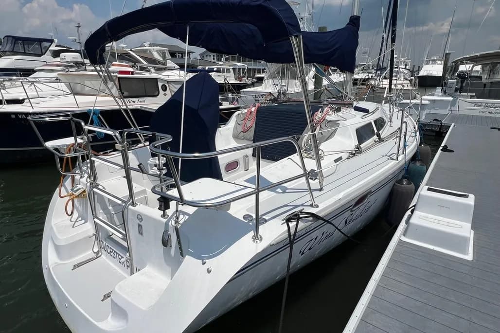 2005 Catalina 2005 Catalina 320 thumbnail 2