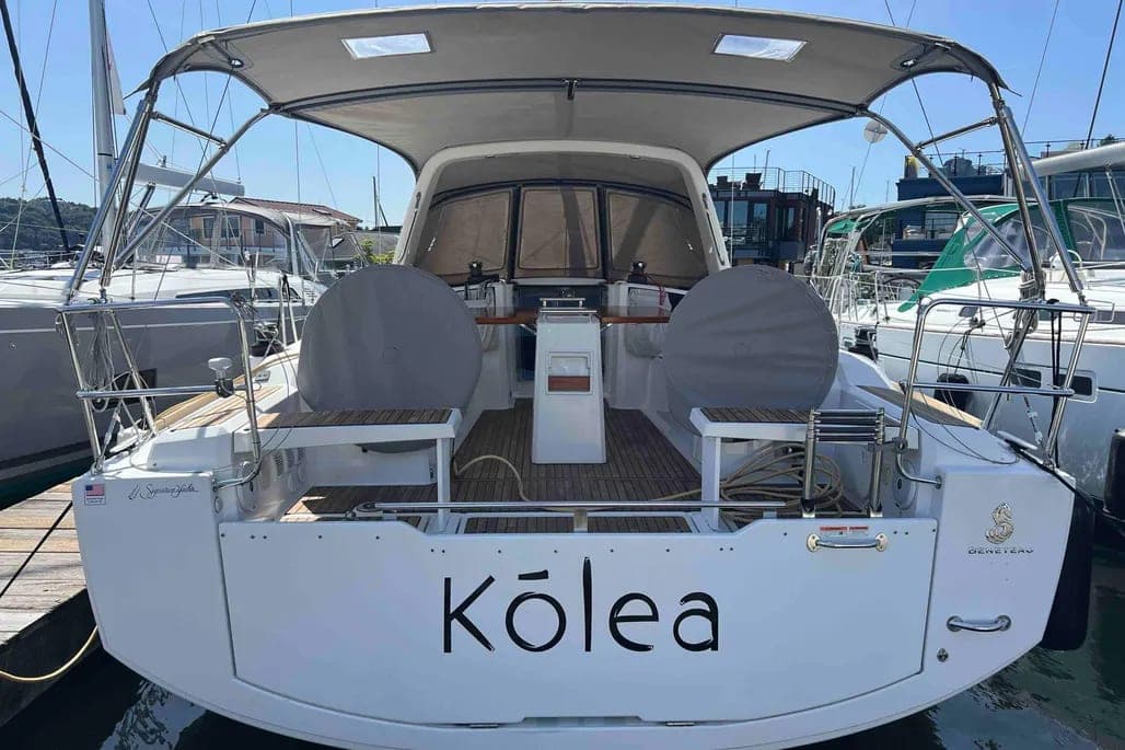 2018 Beneteau Oceanis 38.1 thumbnail 1