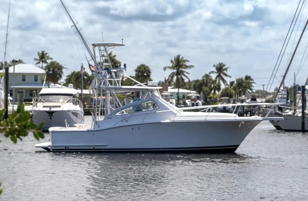 2004 Luhrs 30 Open