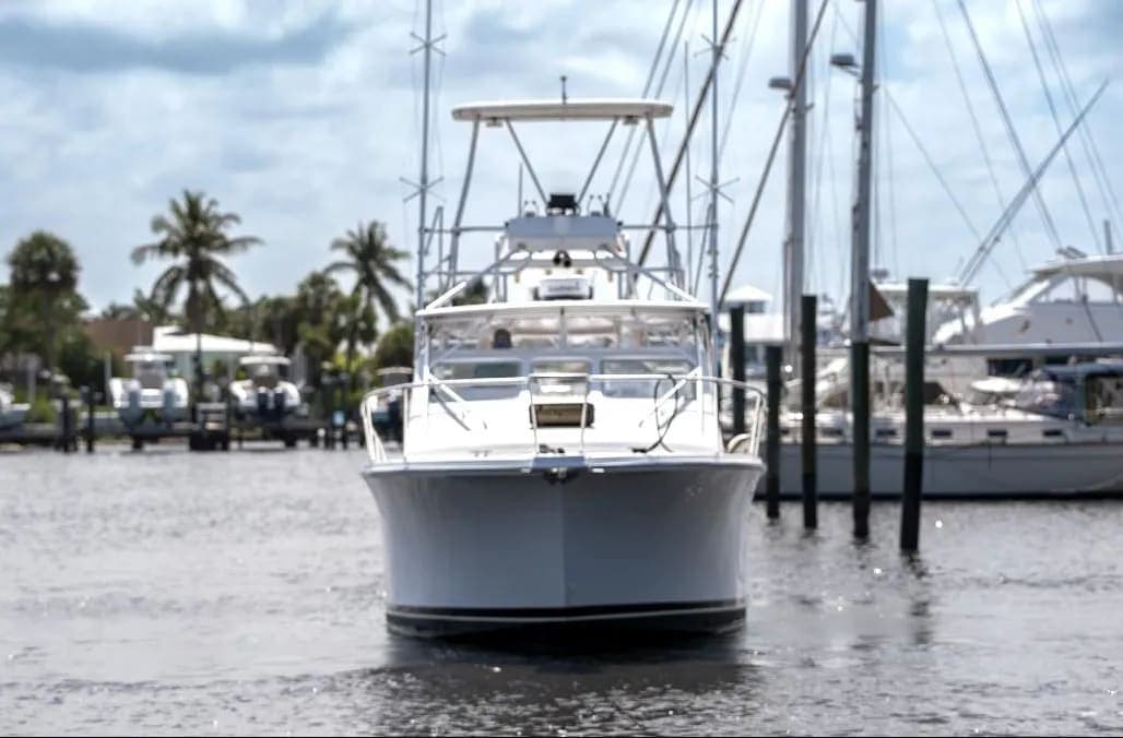 2004 Luhrs 30 Open thumbnail 2