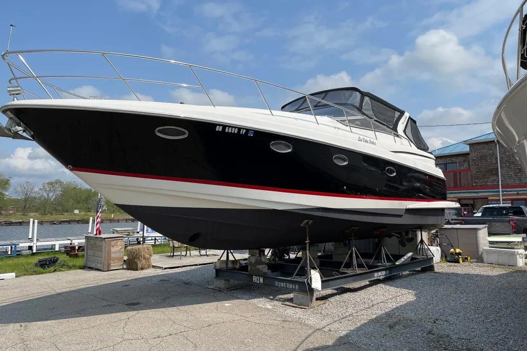 2003 Regal 3860 Commodore