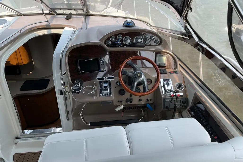 2003 Regal 3860 Commodore thumbnail 2