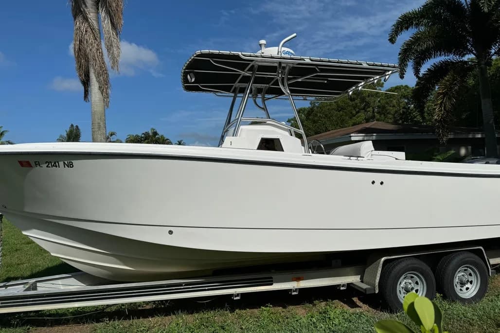 2002 Edgewater 260 Center Console