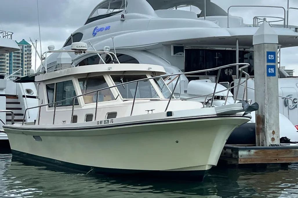 2004 Albin 35 Tournament Express thumbnail 1