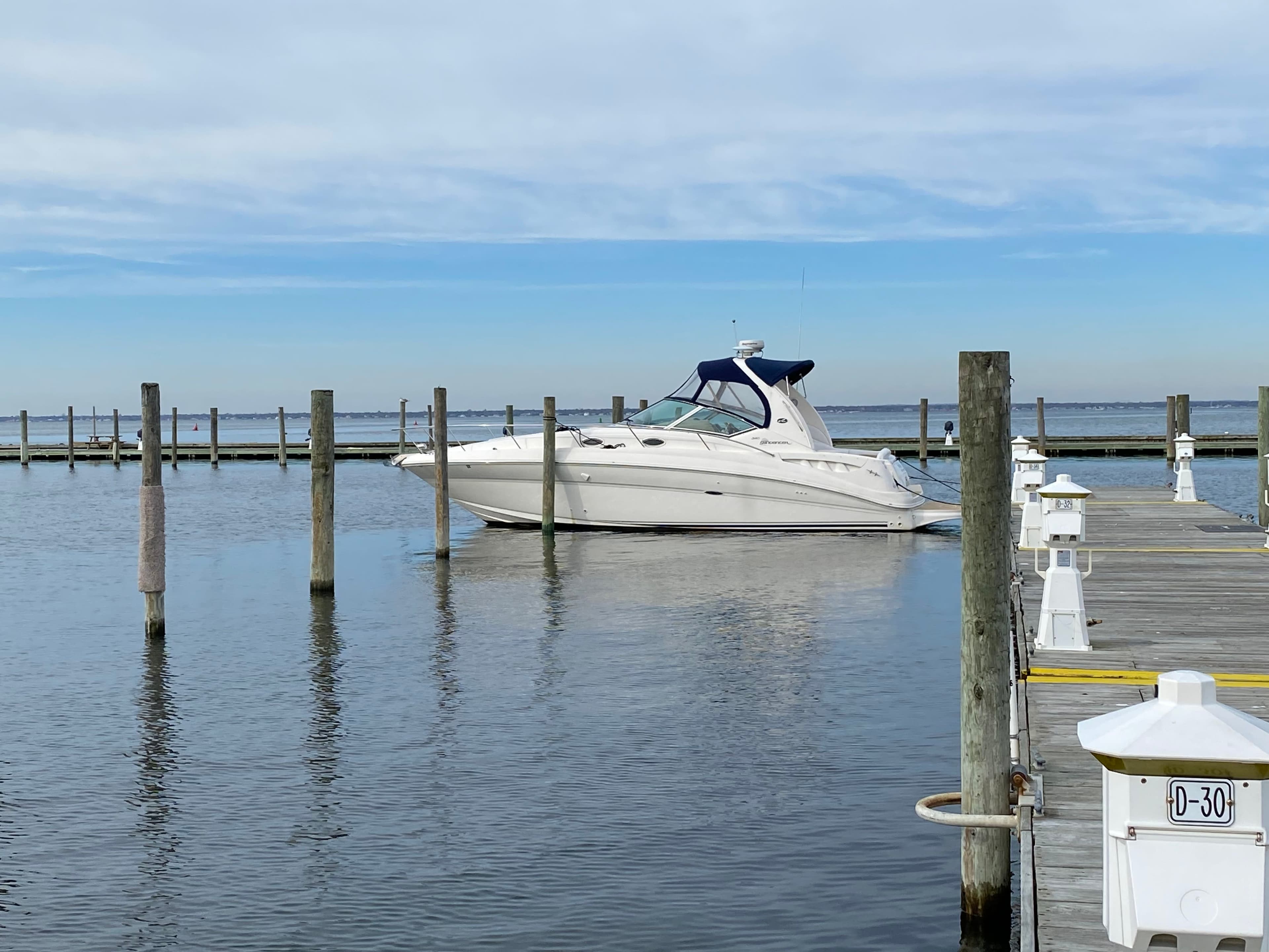 2004 Sea Ray 320 sundancer thumbnail 1