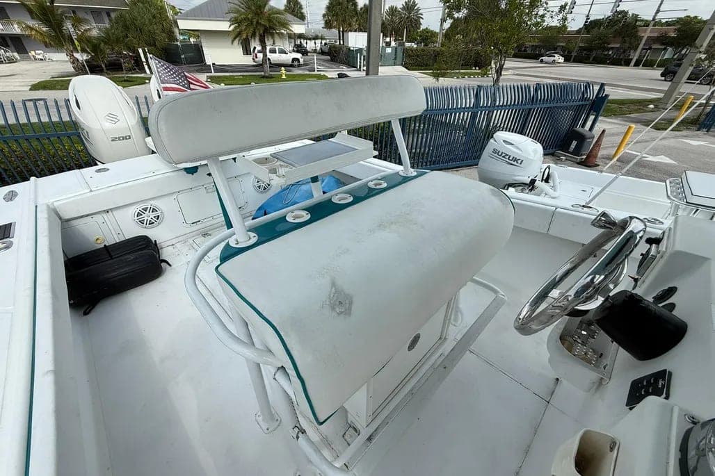 1997 Ocean Master 27 Center Console thumbnail 2