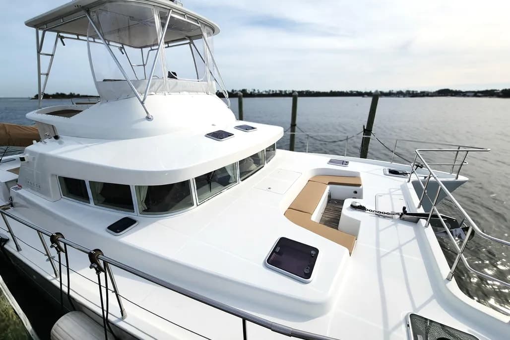 2002 Lagoon 43 PC thumbnail 2